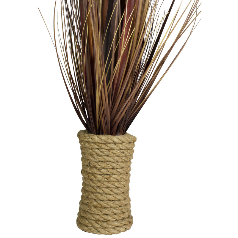 Herbe artificielle brune 34 po dans un pot en corde