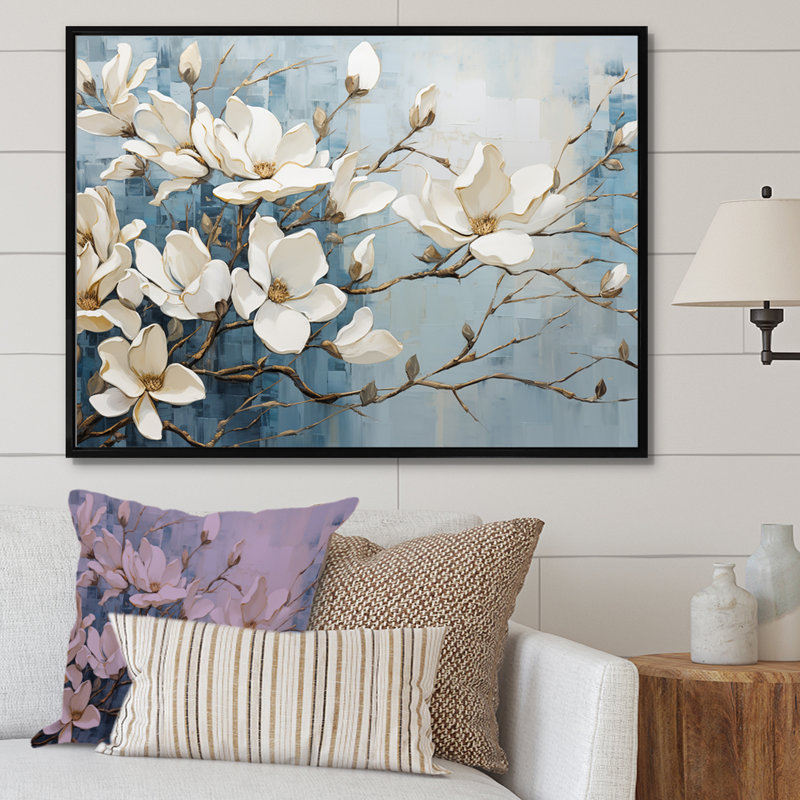 «Blue and Gold Painted Magnolias VI», art mural sur toile Magnolias, H 34 po x l 44 po, Reproduction avec cadre flottant