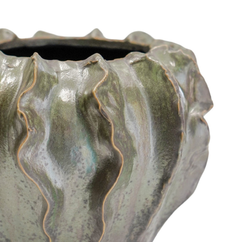 Scarlet Coral Reef Planter, 15cm H x 19cm W x 7.48cm D, Green