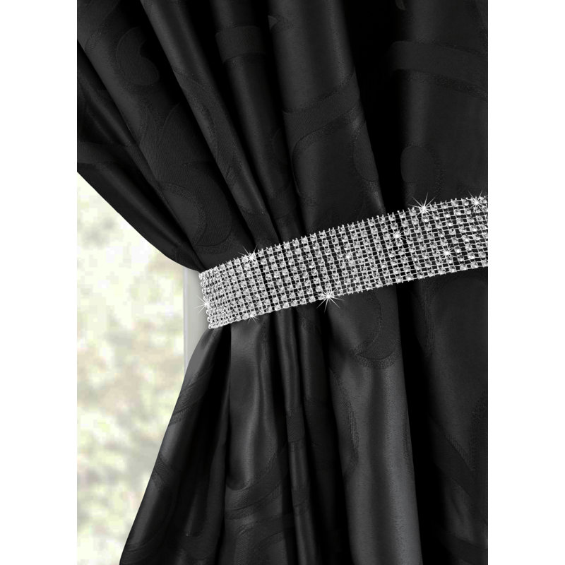 Raeneisha Silver Polymer