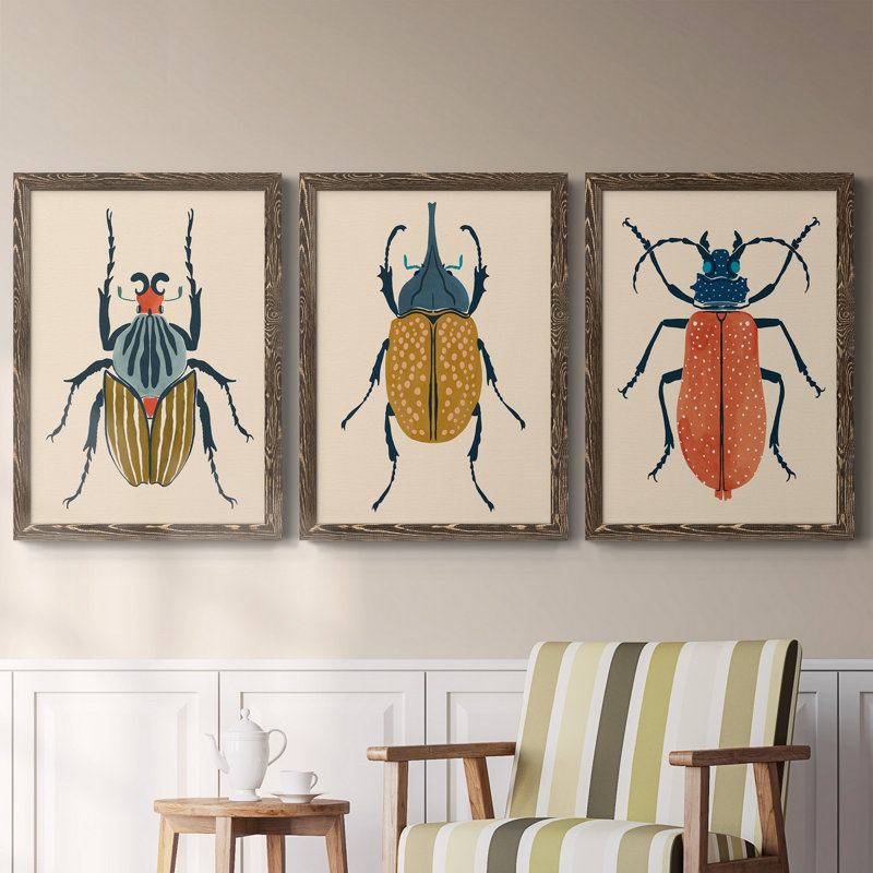 Beetle Bug I - ensemble de 3 peintures sur toile encadrées, H 37,5 po x l 82,5 po x P 1,5 po, Noyer