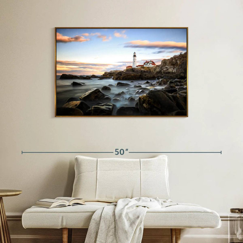 Coucher de soleil sur le phare de Portland, Cadre flottant doré, 40 po x 27 po
