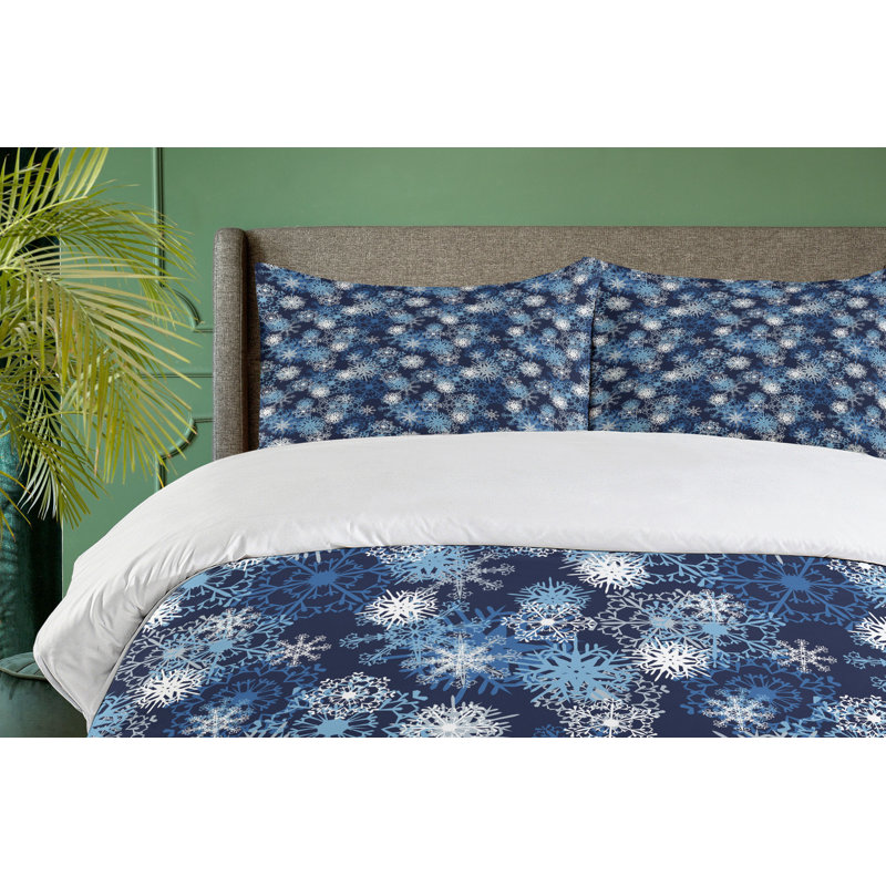 King Size Blue and White Snowflake Microfiber Duvet Set