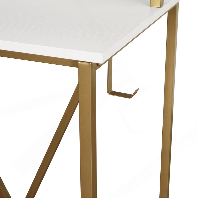 Bureau d'écriture industriel, doré