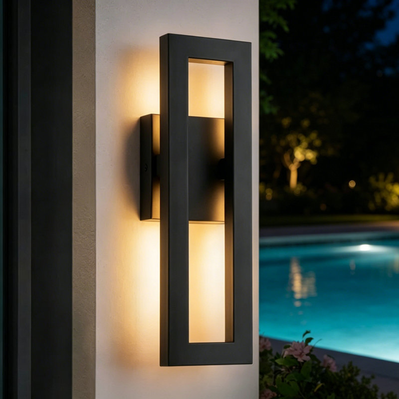 Carmecia Aluminum LED Armed Sconce