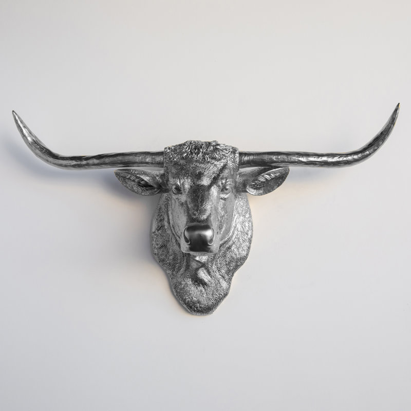 Handmade Glam Animals Wall Decor on Resin, Silver