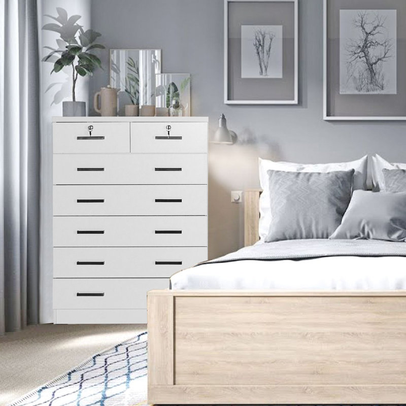 Maray 31.5'' W 7 - Drawer Dresser, White
