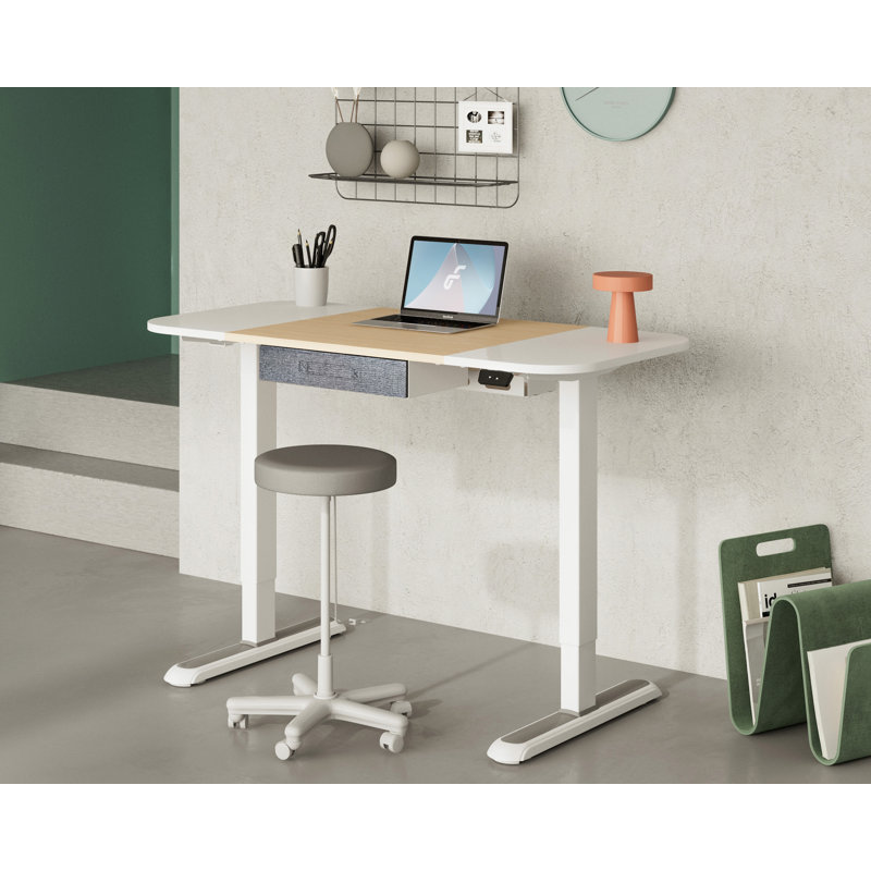 Bureau de jeu Haseebah, Blanc