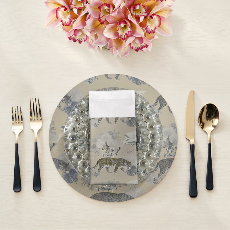 Leopard Walk Cotton Sateen Dinner Napkins, Cream