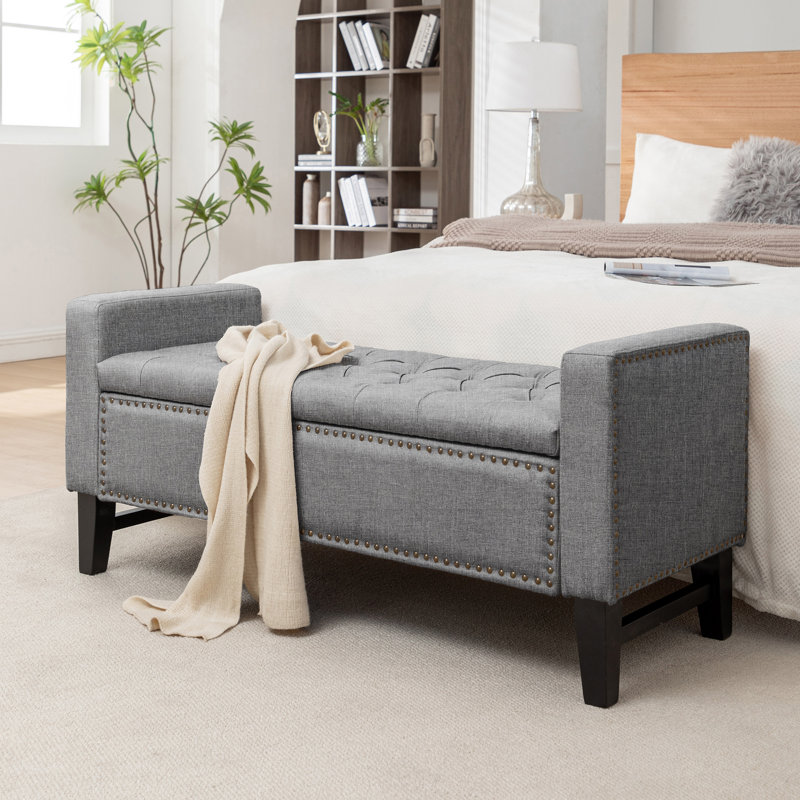 Banc de rangement en tissu Ashawni avec pieds en bois, Gris foncé