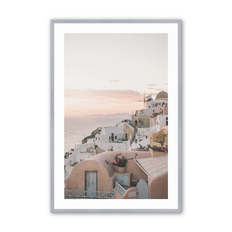 Coucher de soleil sur Santorin, Cadre en chrome poli, H 37,25 po x l 25,25 po x P 1,25 po
