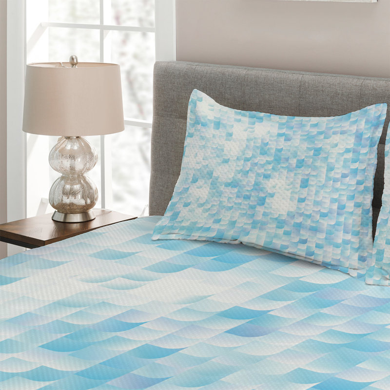 Coastal Polyester Geometric Shapes Coverlet, King Bedspread + 2 Shams
