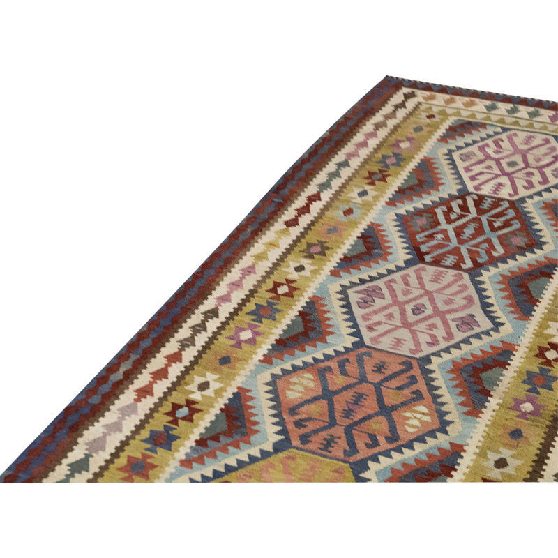 Tapis unique beige, rouge, bleu et rose de 3 pi 5 po x 9 pi 9 po