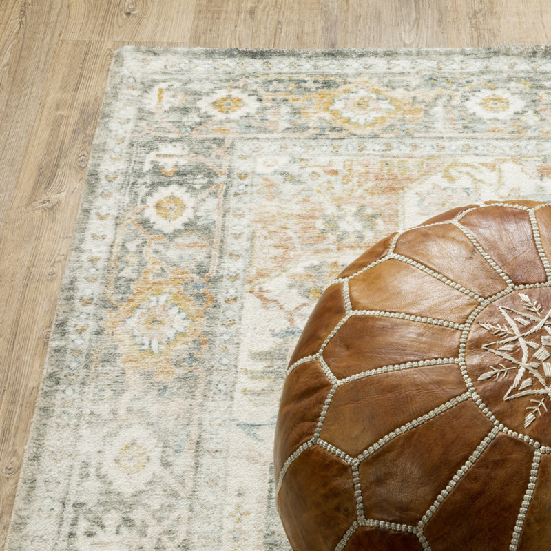 Tapis de couloir oriental gris et ivoire 2 pi x 8 pi résistant aux taches tissé à la machine