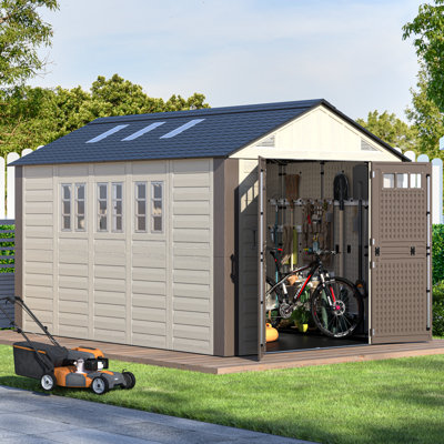 Remise de rangement extérieure robuste en HPE de 8 x 12 pi avec plancher, fenêtre et puits de lumière, remise de jardin imperméable et résistante aux rayons UV