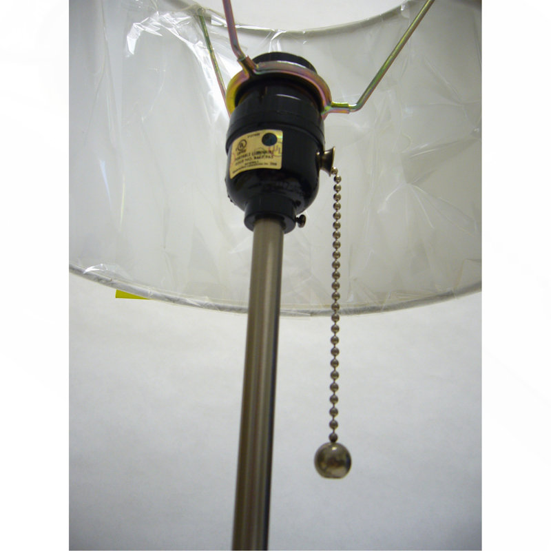 19"H WHITE PULL TABLE LAMP