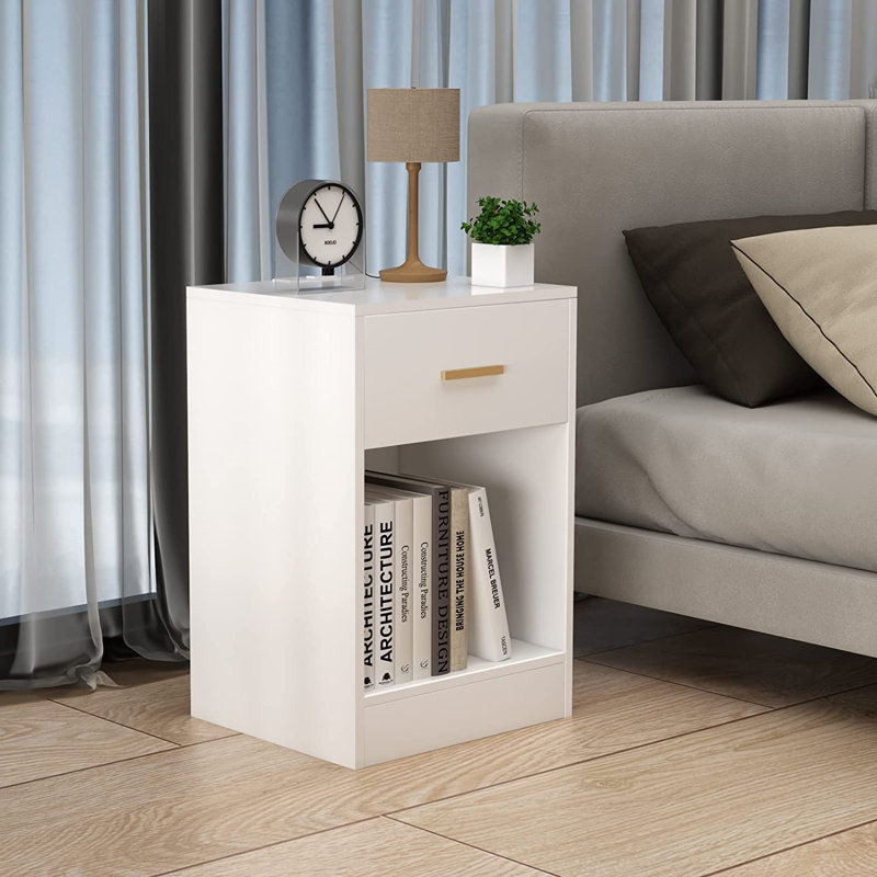 Hellertown 15.7'' W Nightstand