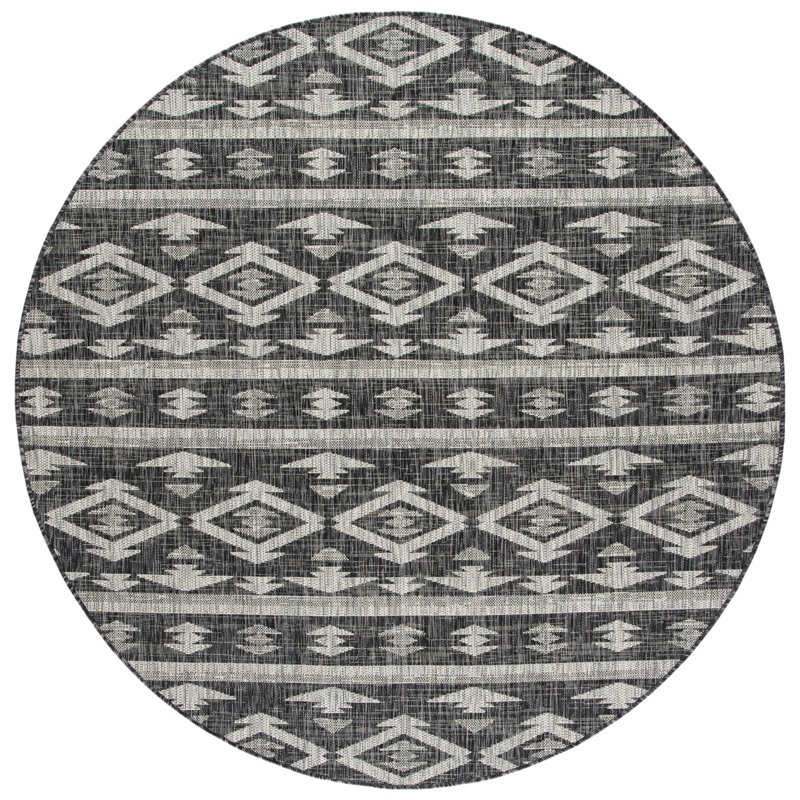 Amarien Southwestern Indoor/Outdoor Area Rug, Round 6'7"