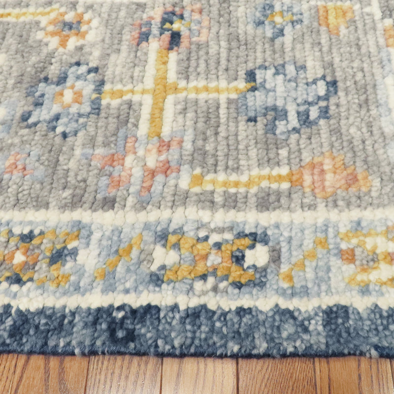 Cascade Hand Knotted Wool Area Rug, Sample 2' x 3'