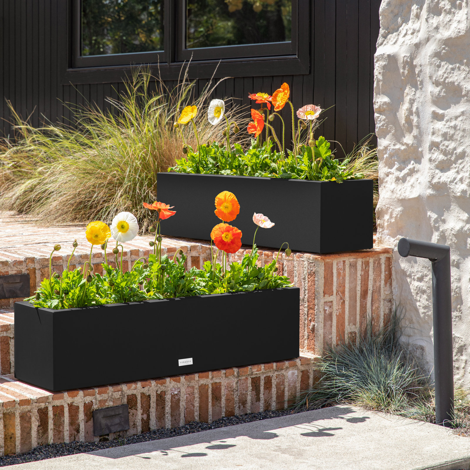 Block Series 36" Planter Box, Black