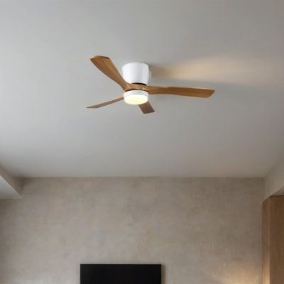 Ventilateurs de plafond en bois blanc 52 pouces avec lumières et télécommande, ventilateur de plafond encastré moderne à profil bas avec lumière, 6 vitesses, moteur à courant continu réversible, pour chambre / extérieur / maison de campagne / pat