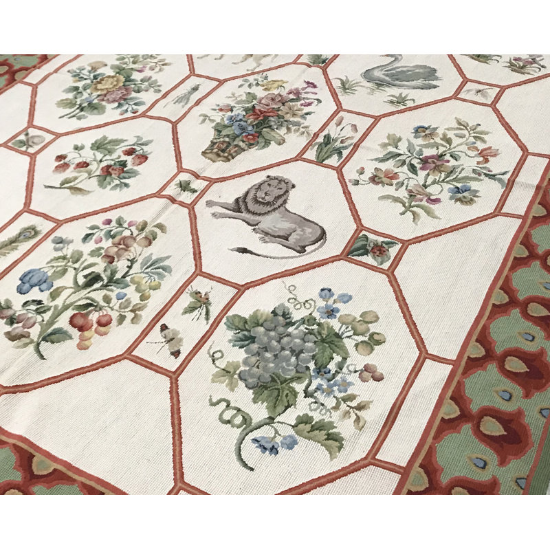 Tapis beige et vert noué à la main de haute qualité