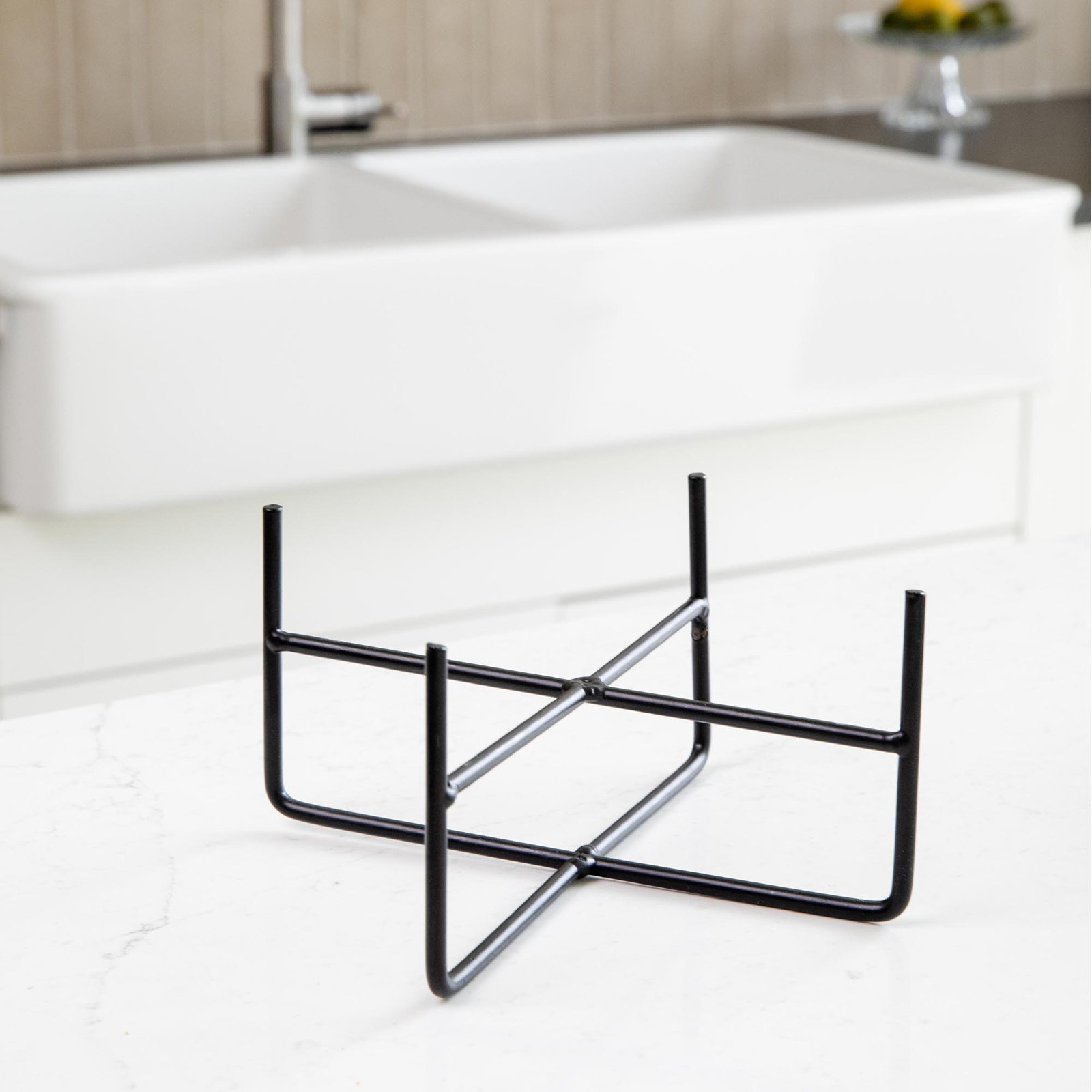 Simple Solid Dog Bowl Stand, Black, Small (3.5")