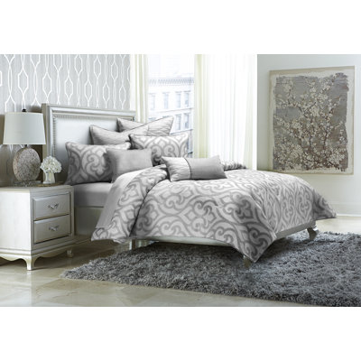 Canterbury Comforter Set - Silver