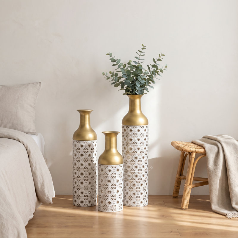 Vase de sol décoratif haut, ajouré et ajouré, en métal blanc doré, fabriqué à la main, lot de 3
