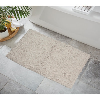 Pascoe Soft Bloom Floral Tufted Cotton Bath Mat - Handcrafted Rose Pattern