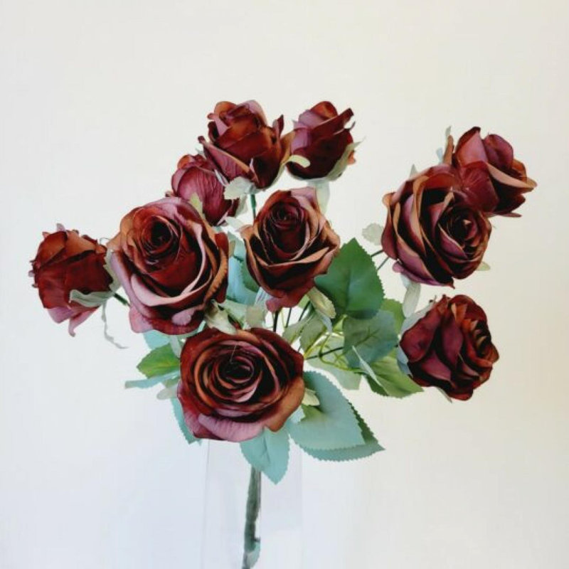 Fleurs artificielles roses bourgogne foncé