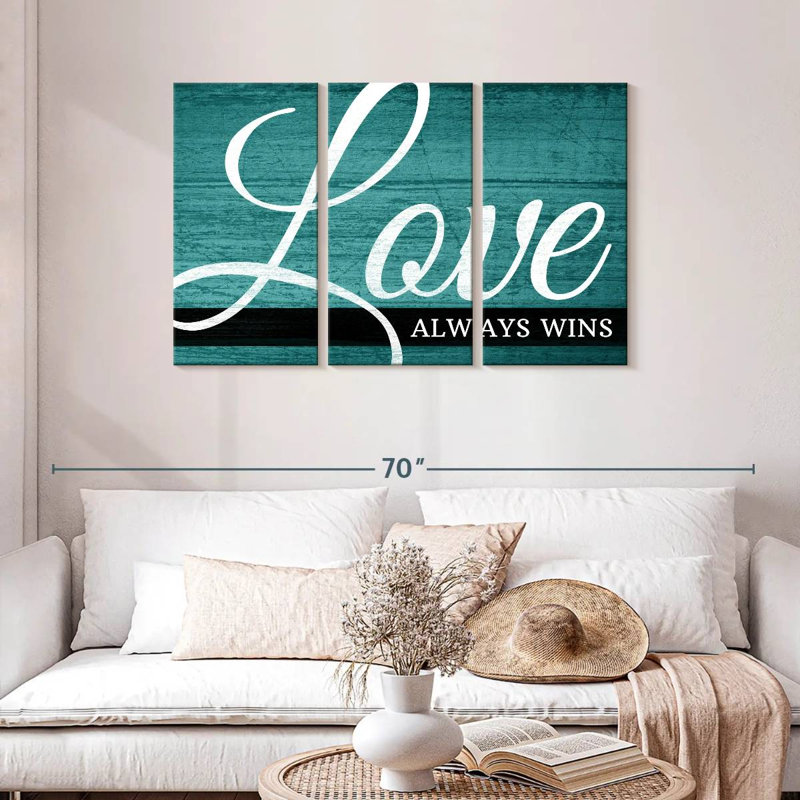 Tergel Love Always Wins II, H 28 po x l 45 po