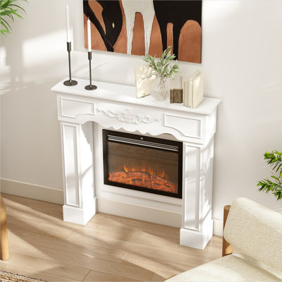 Foyers et accessoires en bois de sapin, combinant des tablettes, un salon et des meubles de 43,3 po x 39,8 po