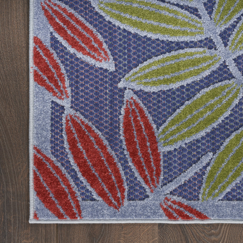 Isalia Floral Indoor/Outdoor Area Rug, Rectangle 2'8" x 4'