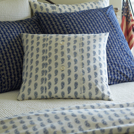 Paisley Porch Throw Pillow, Indigo