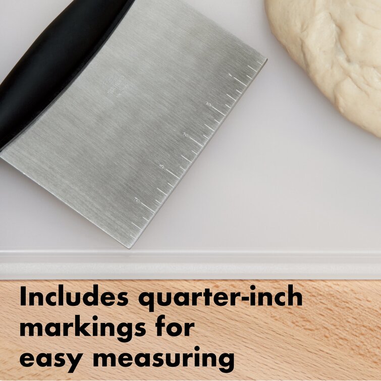 Multi-purpose Stainless Steel Bench Scraper & Chopper, Easy to Read Etched  Markings for Cuts, Quick & Easy Multi-use Dough Scraper, Dough Cutter &  Pastry Scraper 