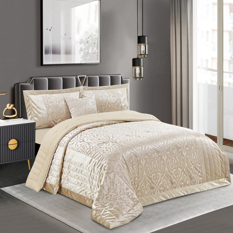Bradwood Velvet No Pattern Bedspread with Pillow Shams, Beige, UK Super King - 260 x 220 cm