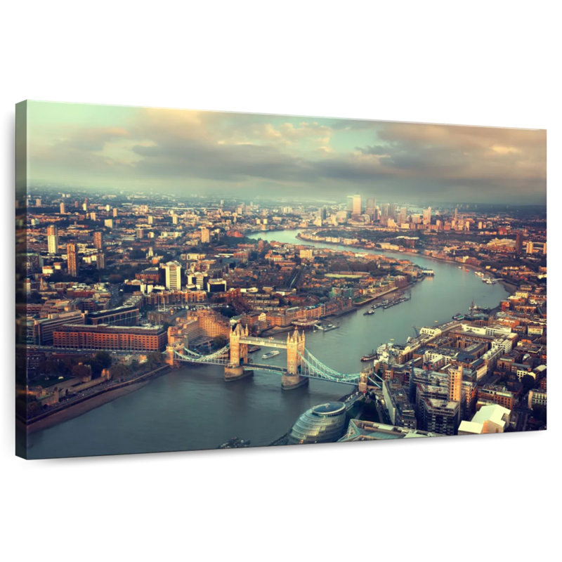 Nicci London, matin nuageux