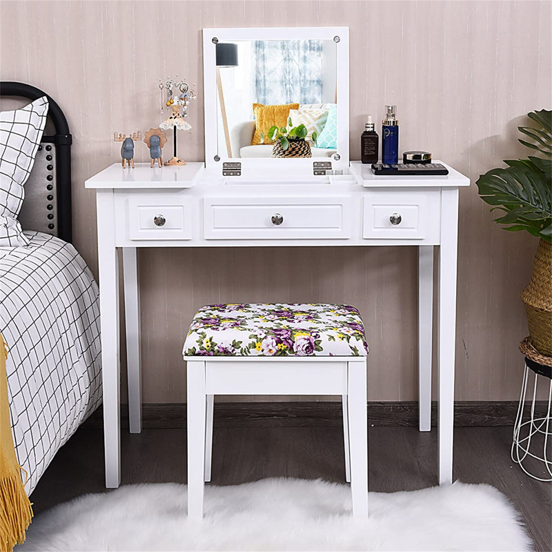 Jemeisha Dressing Table with Mirror