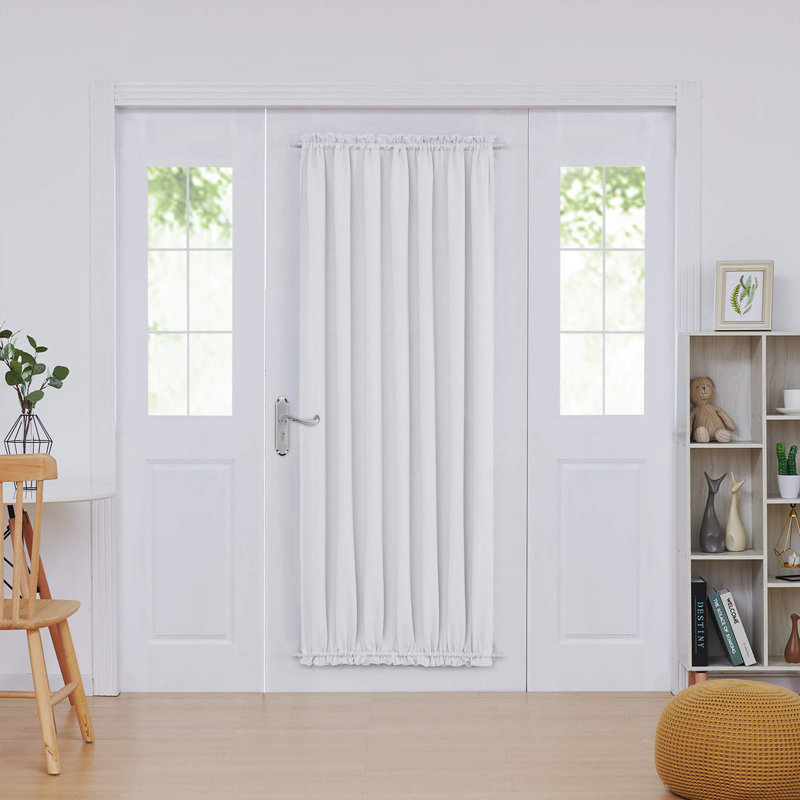 Rideau simple occultant et isolant Penryn, l 54 po x L 72 po, Blanc grisâtre clair