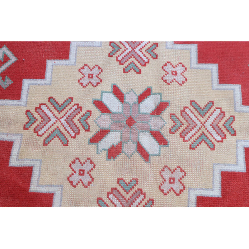 Tapis turc rétro idéal pour le salon et la chambre à coucher, accentuant une esthétique traditionnelle