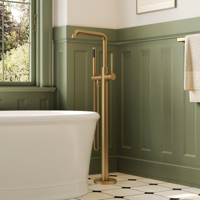 Single Handle Freestanding Tub Filler with Diverter