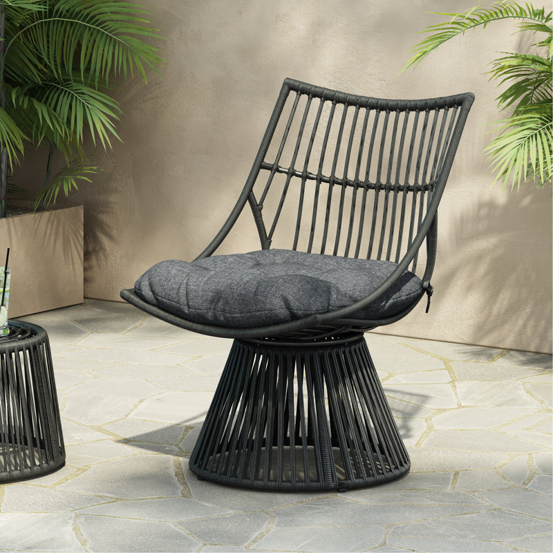CHAISE ELAINE