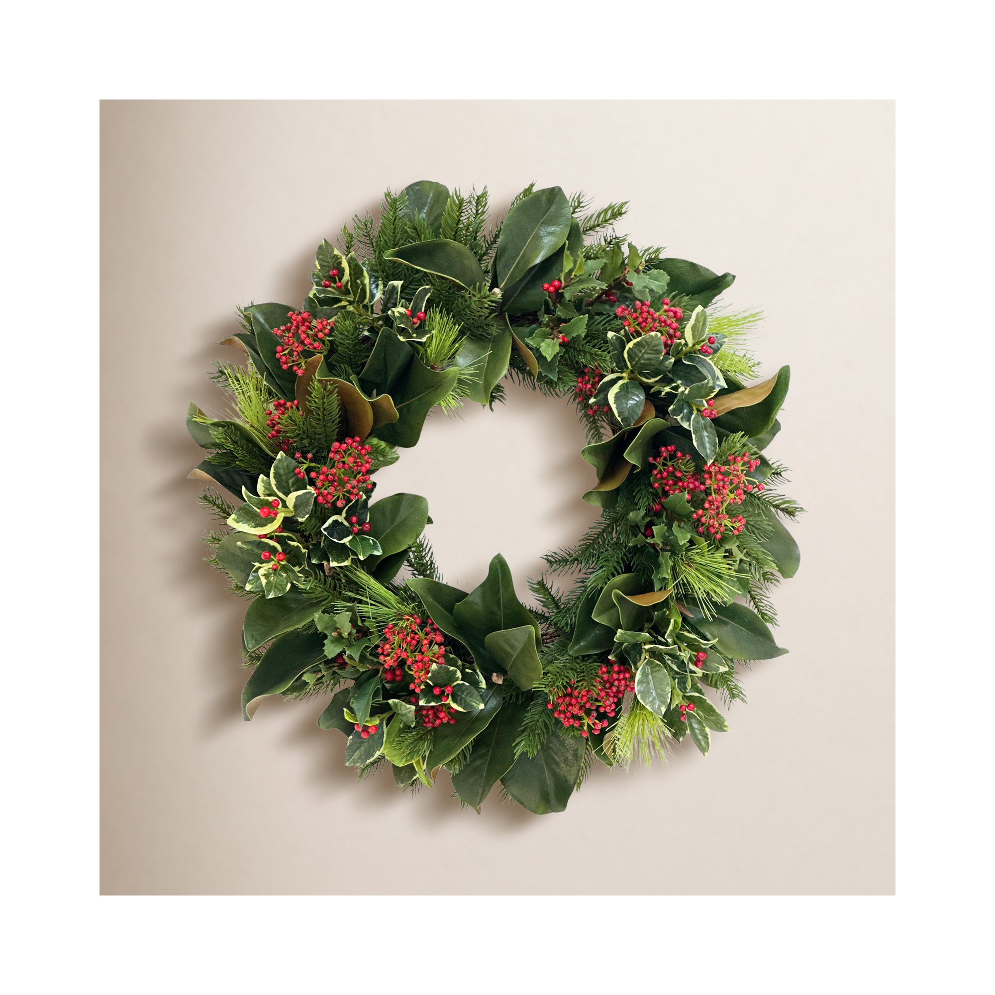 MAGNOLIA HOLLY WREATH