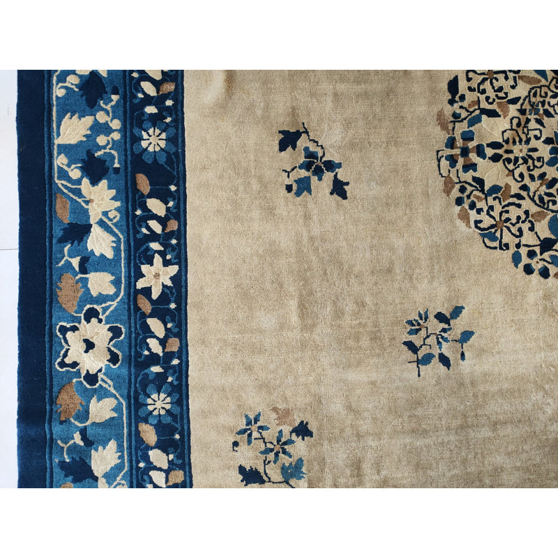 Tapis rectangulaire en laine noué à la main chinois antique des années 1920