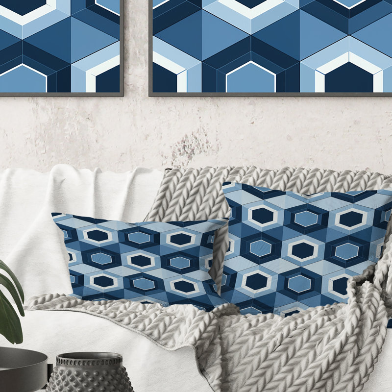 Imprimé hexagonal bleu et blanc - coussin décoratif moderne, H 16 po x l 16 po