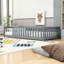 Lit simple en bois avec garde-corps et lattes-1166166397