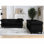 3 places en velours noir. Avec accoudoirs roulés, garniture cloutée. Et confortable. Pour le salon, la chambre à coucher, le bureau. Capacité de charge de 250 lb. Assemblage requis pour la vie, cadre de chambre à coucher. Mousse douce