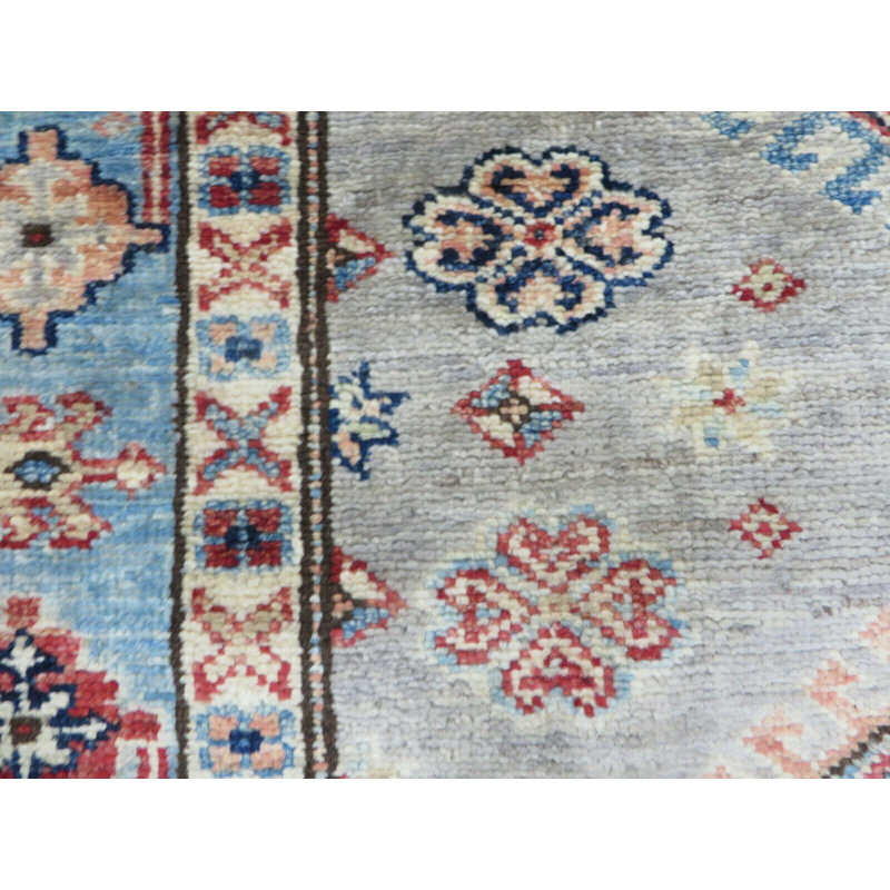 Tapis oriental à motif géométrique Kazak noué à la main gris 2'9 X 4'2 0A241AB1DB7045FA9EA282DB07AF6811