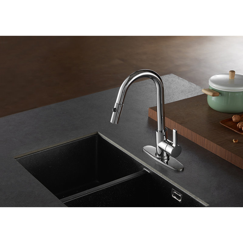 Kingston Brass Continental Single-Handle Pull-Down Kitchen Faucet, Chrome